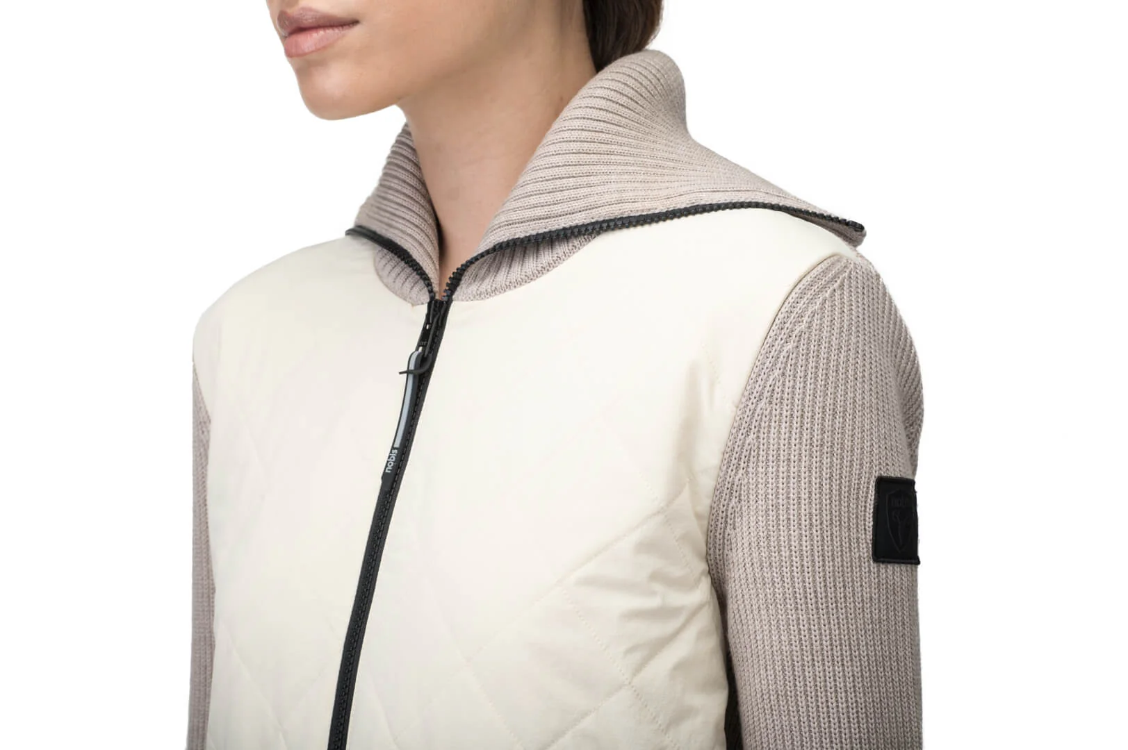 Ada Women's Quilted Full Zip Sweater - Image 9