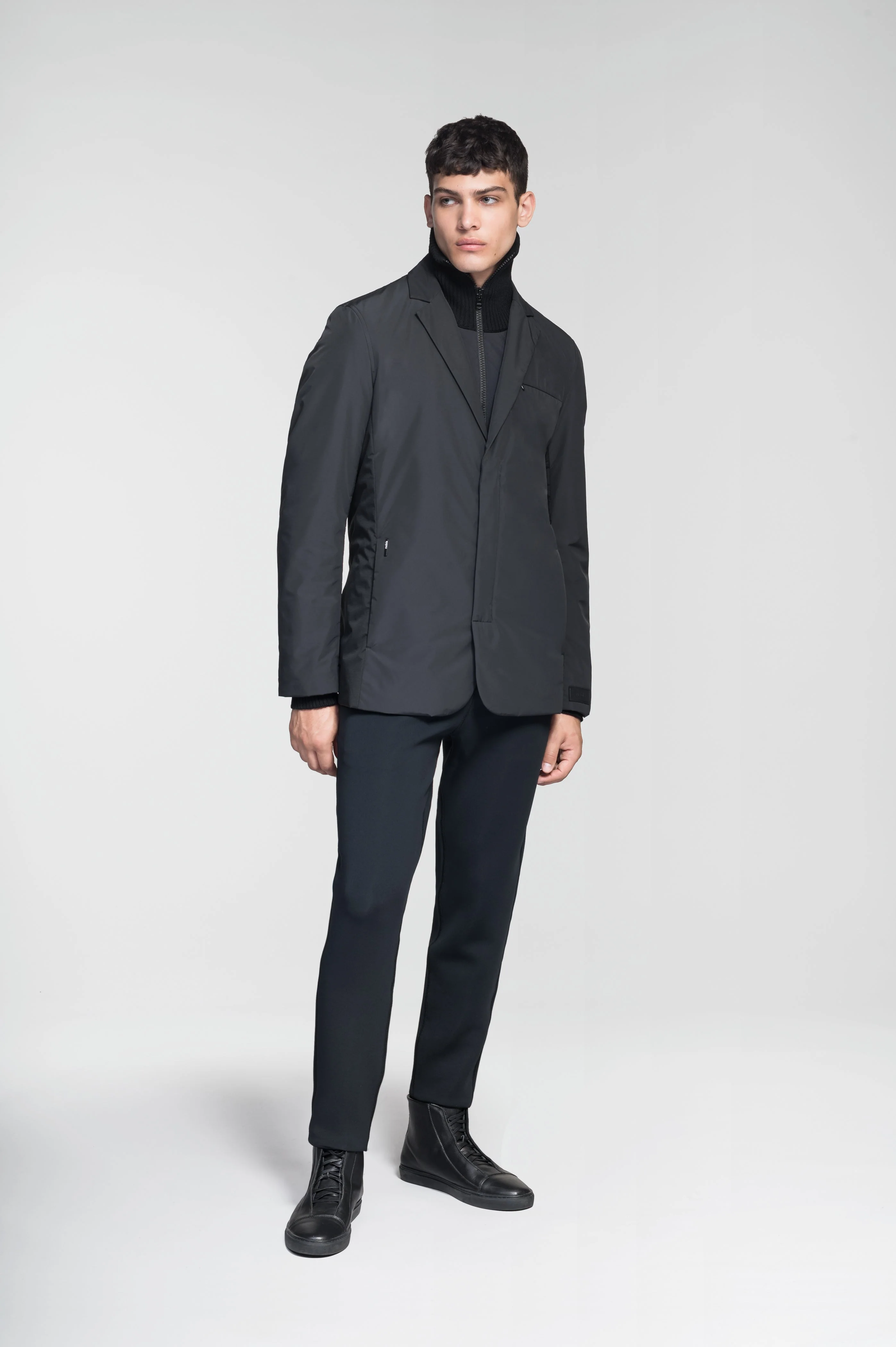 Cody Men's Tailored Travel Blazer - Image 5