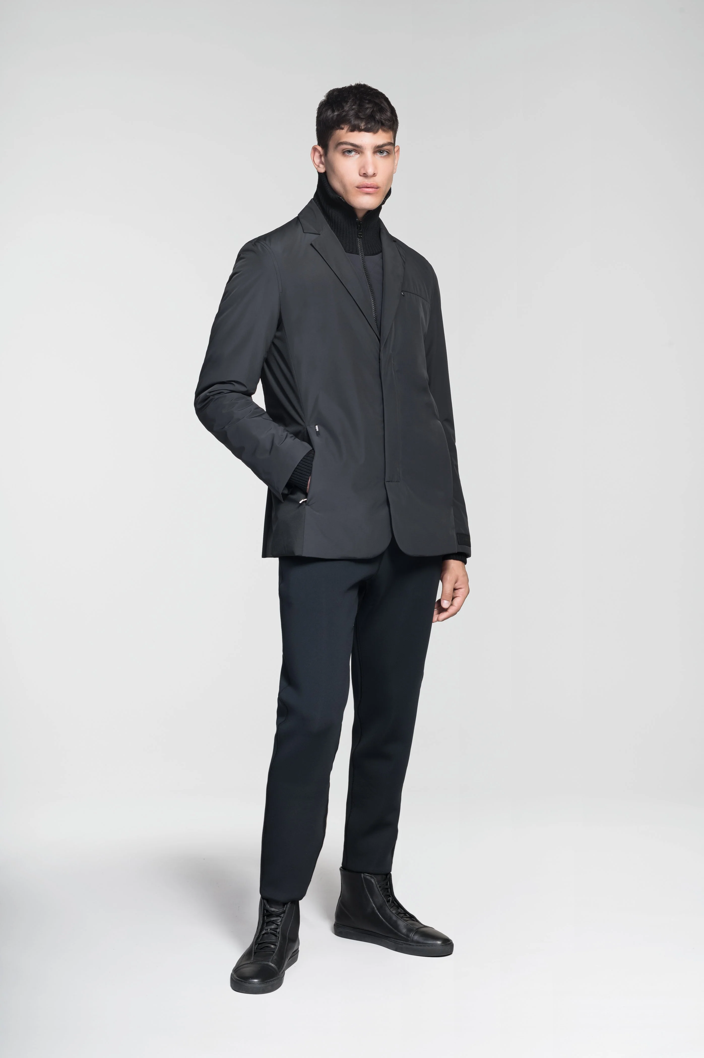 Cody Men's Tailored Travel Blazer - Image 6