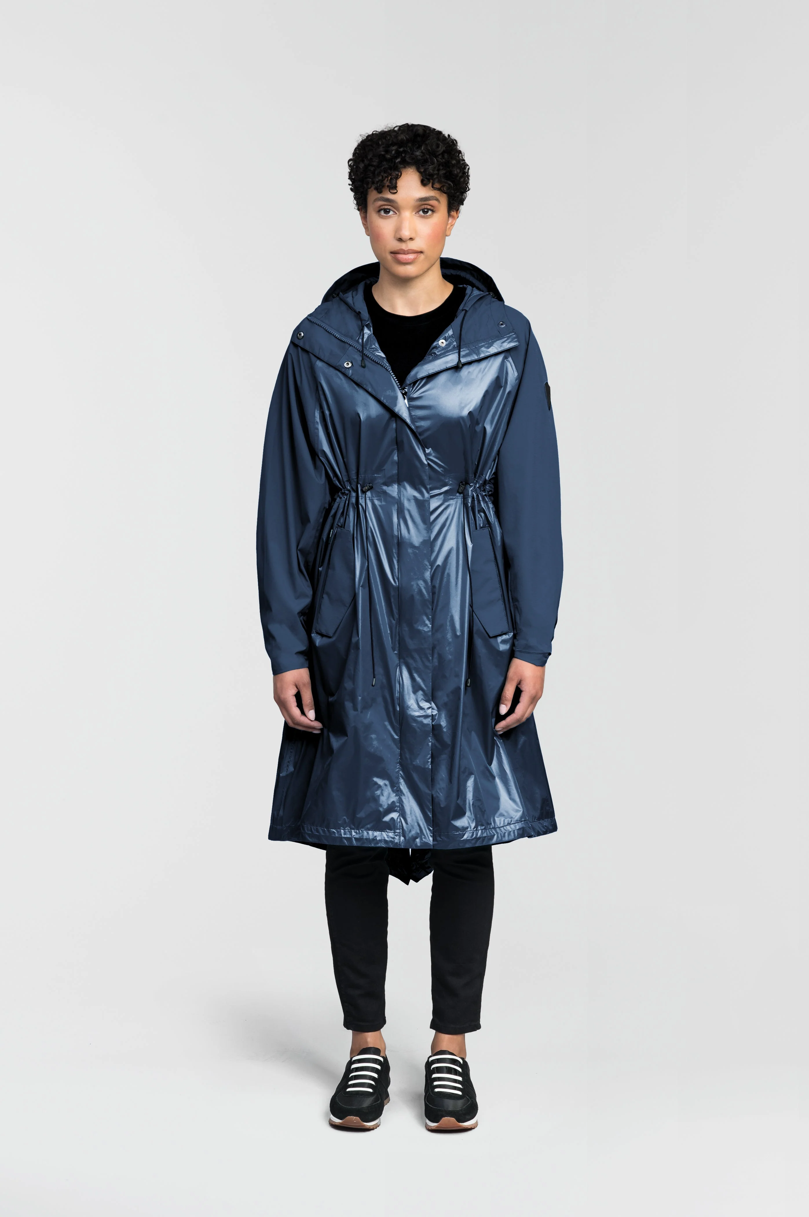 Reyna Women's Packable Long Shell Jacket - Image 13