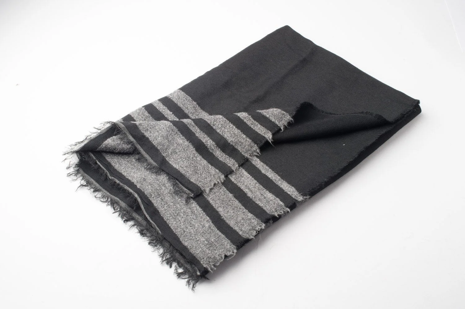 Sloan Woven Scarf - Image 10